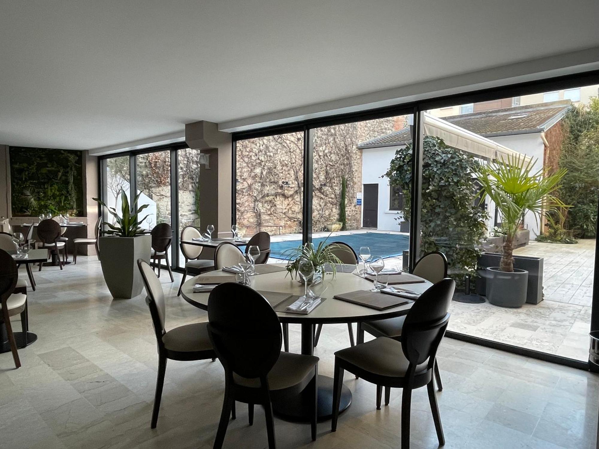 Demeures & Chateaux Le Pavillon D'Enghien, Vichy Centre 외부 사진