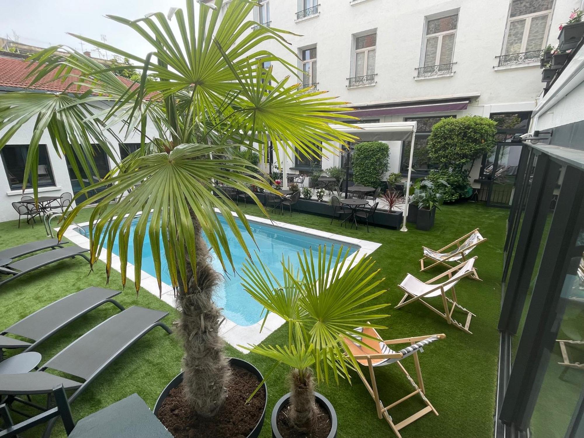 Demeures & Chateaux Le Pavillon D'Enghien, Vichy Centre 외부 사진